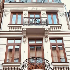 Selari Апартаменты