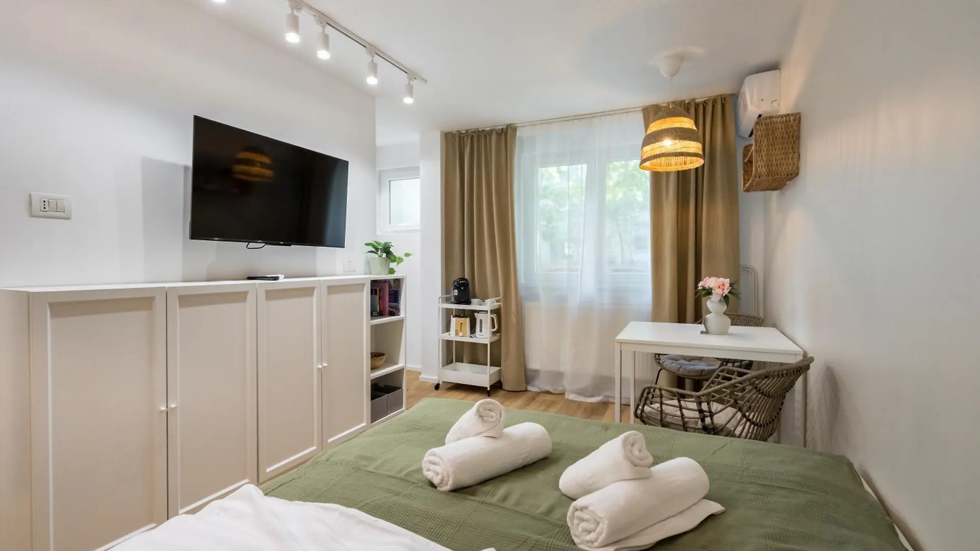 Urban Nest At Alba Iulia Apartment Bucharest Romania
