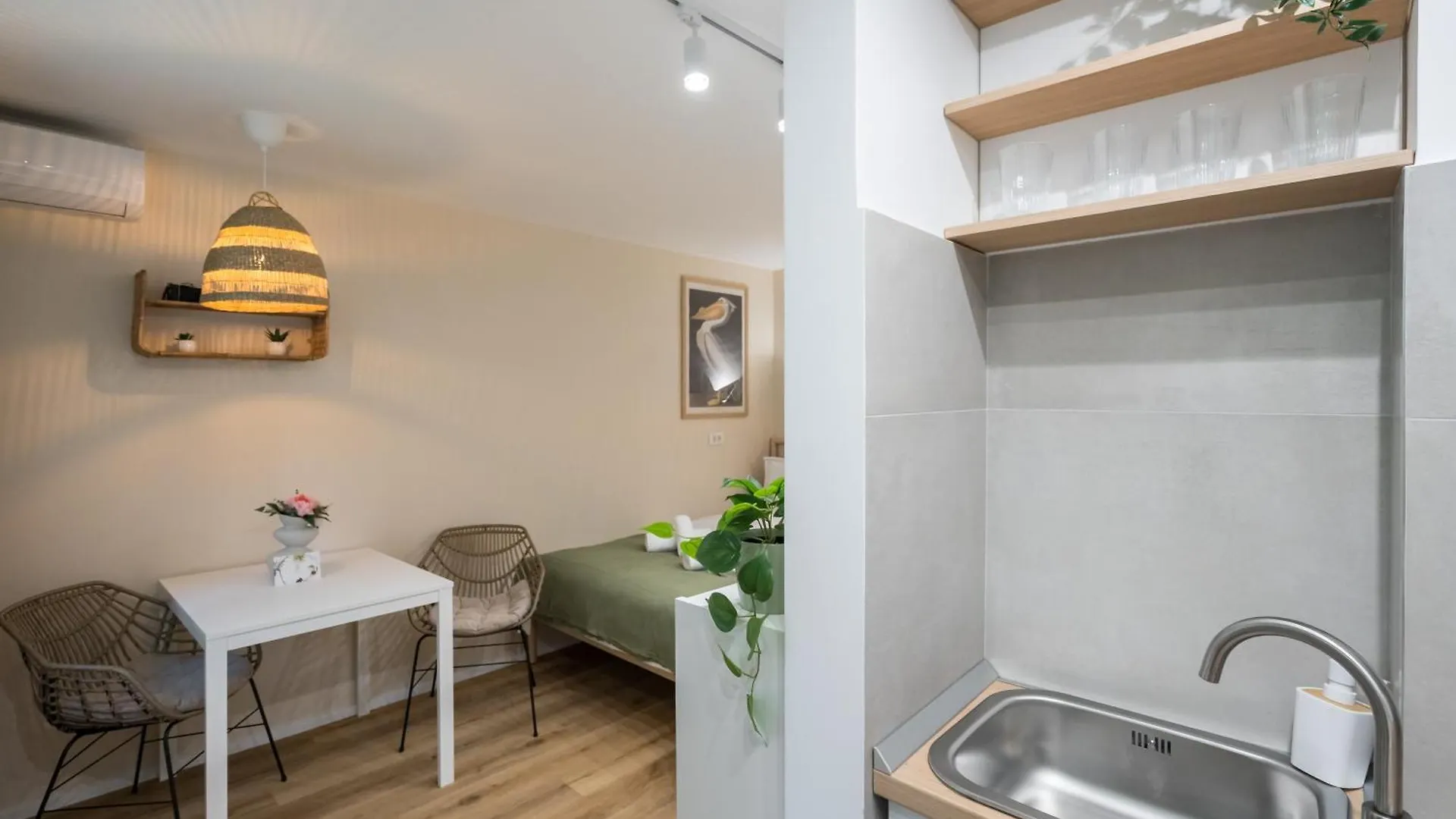 Urban Nest At Alba Iulia Apartment Bucharest 0*,  Romania