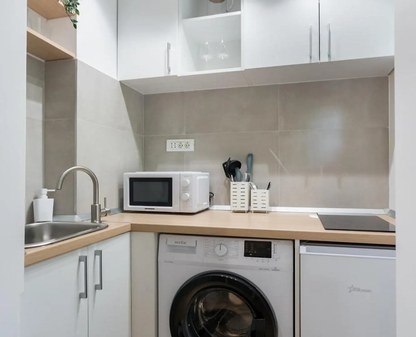Urban Nest At Alba Iulia Apartment Bucharest 0*,